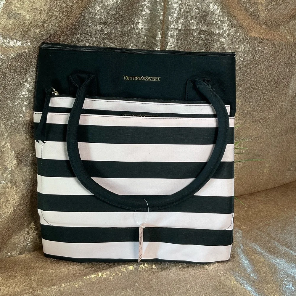 2PC Victoria’s Secret tote - Picture 3 of 12